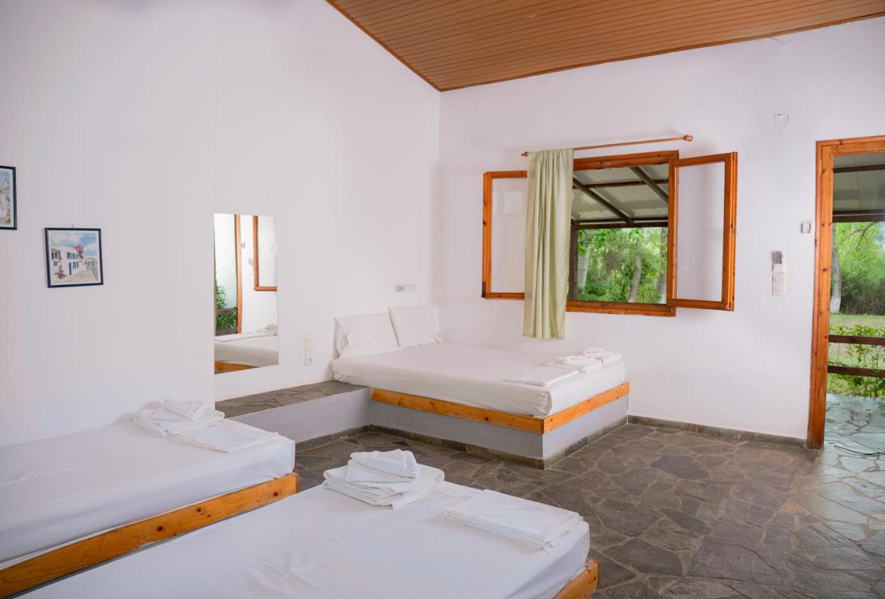 Camping Pefki Hotel Екстериор снимка