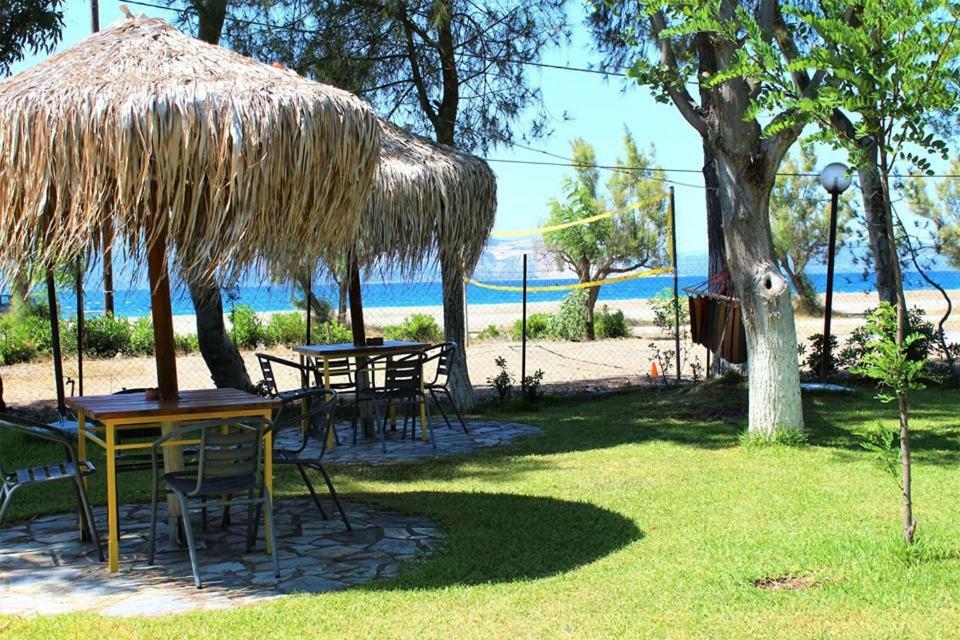 Camping Pefki Hotel Екстериор снимка